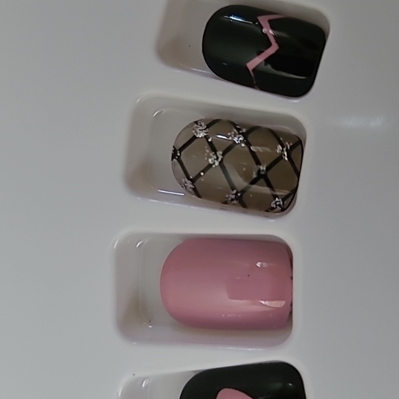 Pink Hearts Stars Press On Nails - Picture 10 of 10